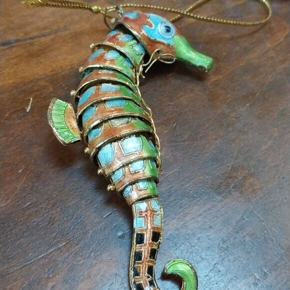 Cloisene 2" Seahorse Pendant And J.Crew 18" Pearl Necklace...NEW - Picture 2 of 4